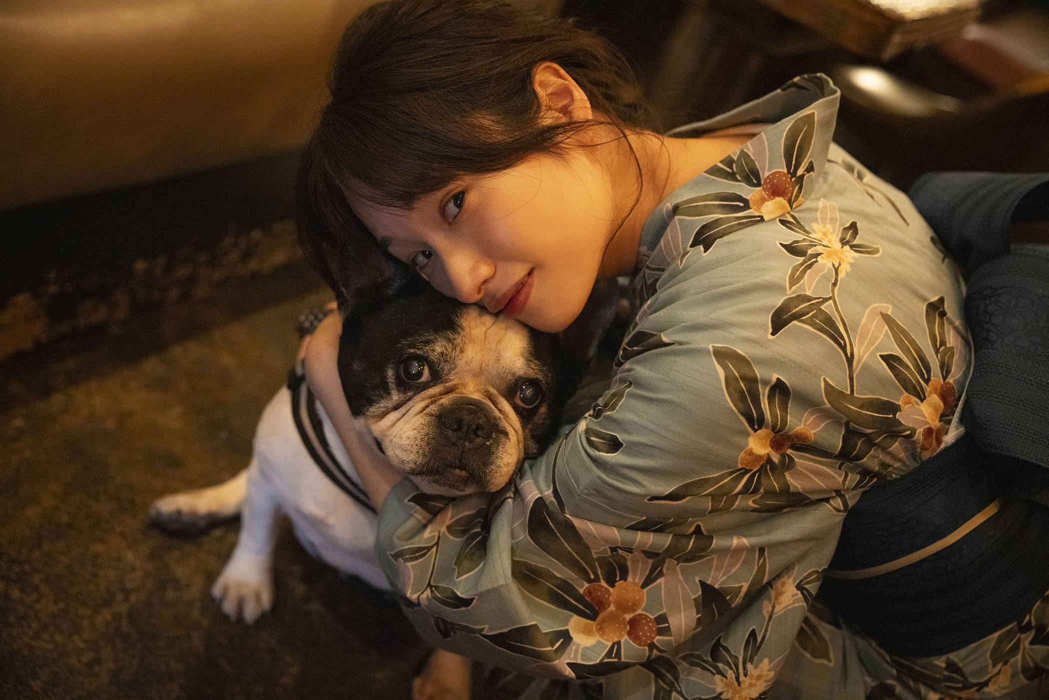 藤間爽子がまとう、日常を彩る浴衣106