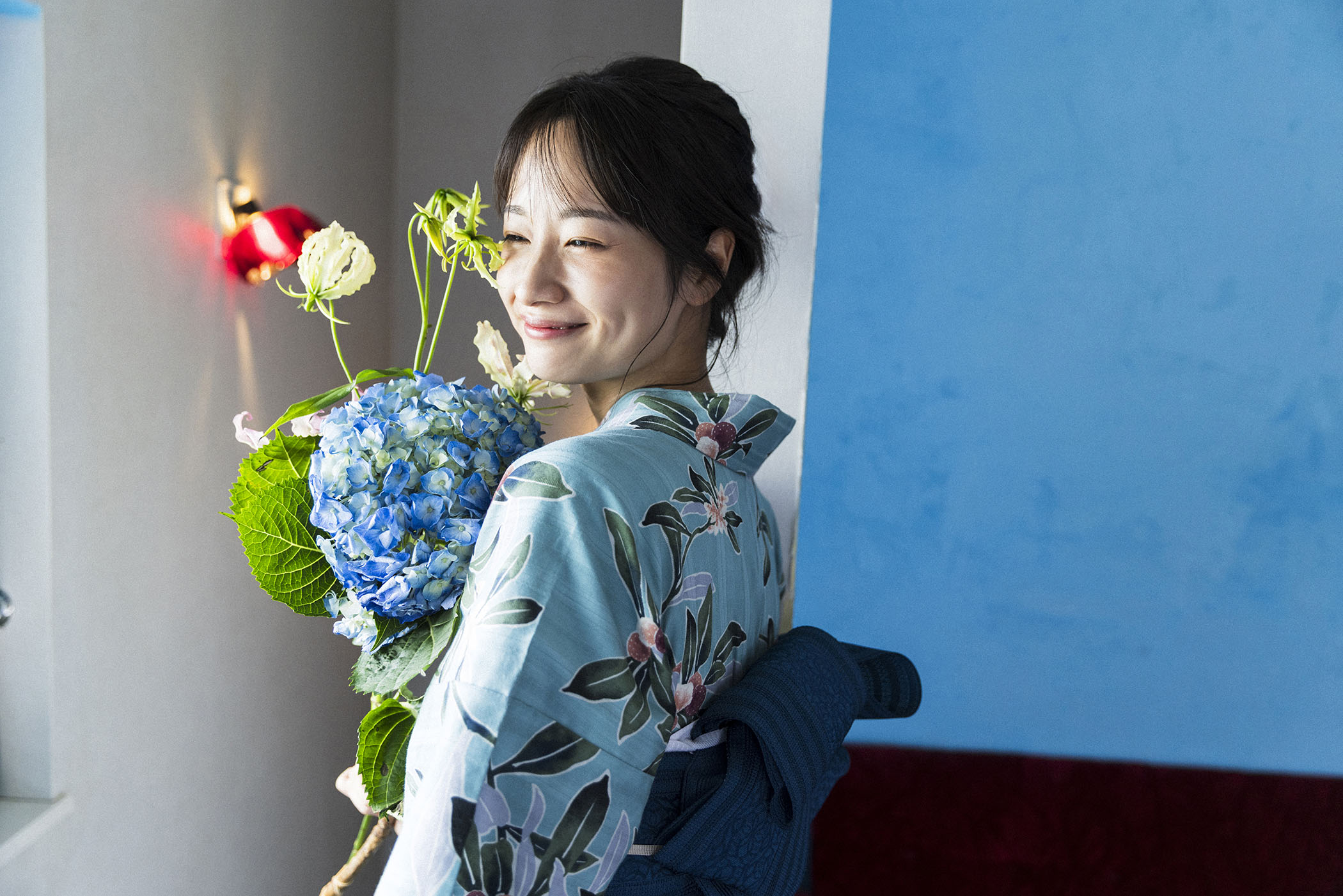藤間爽子がまとう、日常を彩る浴衣107