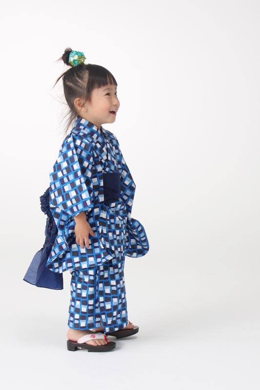 女の子用浴衣 帯付き 北欧デザイン ヨハンナ ヘグヴェグ フレイア ブルー 1cmサイズ 京都きもの市場 日本最大級の着物通販サイト