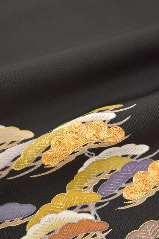 染織工芸展 創業弘治元年 千總 百貨店扱い品 特選本手描き京友禅黒留袖 御仕立て上がり 中古美品 波濤に松 受け継がれた伝統美 結集された古典の美 身丈159 裄63 5 京都きもの市場 日本最大級の着物通販サイト