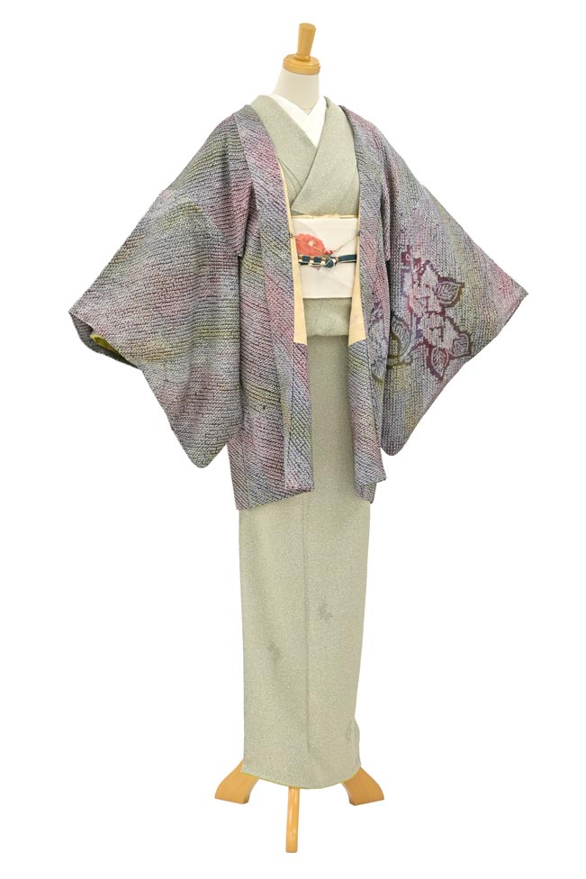 “Web限定販売品!” 【アンティーク着物】【総絞りの贅沢な表情!】 (仕立て上がり・中古品) 創作正絹絞り染羽織※チェーン羽織紐付き 「花枝」 ☆味わい深い風情! 羽織丈79 裄64