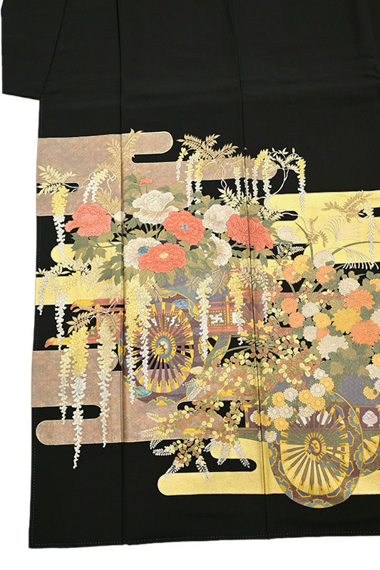 【作家物！】金彩友禅黒留袖 ≪御仕立て上がり・中古美品≫ 「花の御所車」 格調高き悠久の美。 身丈158.3　裄67.4
