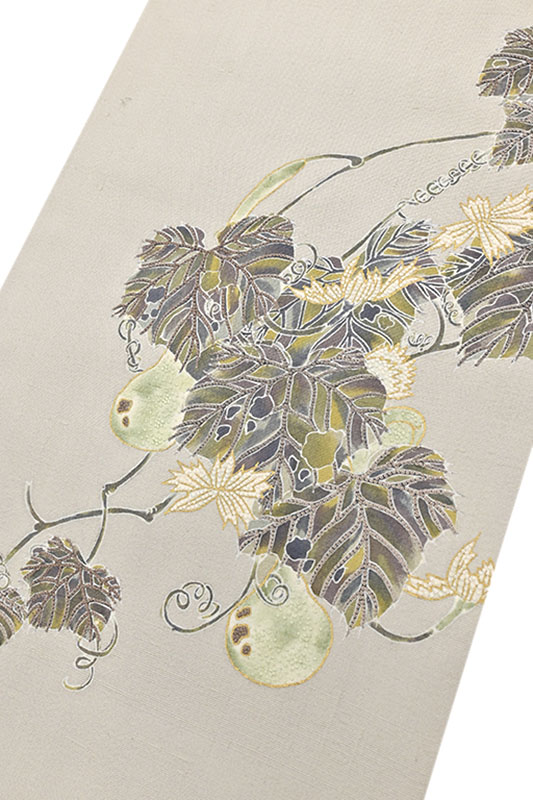 【相良刺繍】 特選本手加工友禅紬地九寸名古屋帯 ≪御仕立て上がり・中古美品≫ 「瓢箪蔦葉」 幻想的な友禅美と贅沢な刺繍のアクセント！