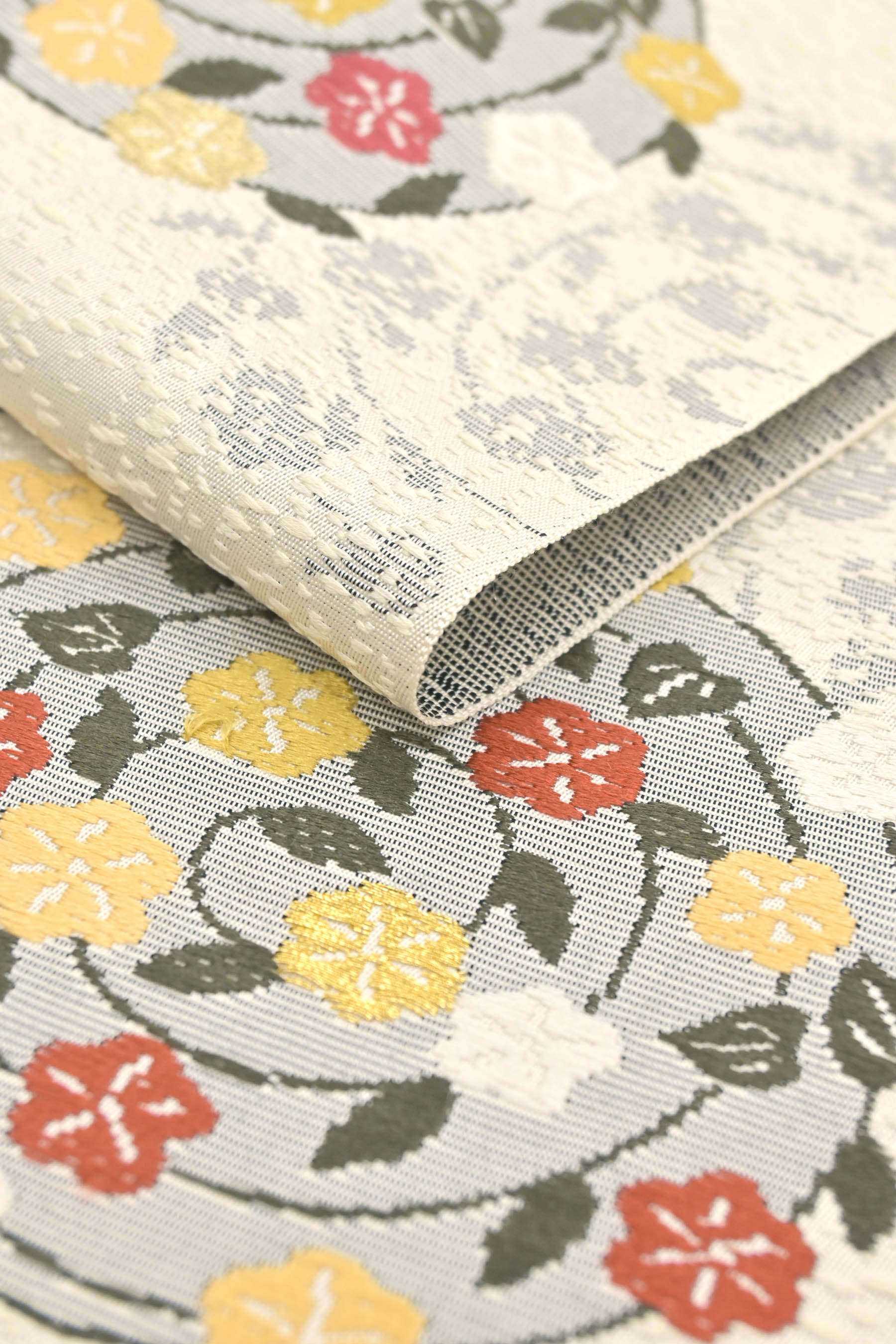 【やまひろ工藝】 特選九寸名古屋帯 日本の絹使用 「春爛漫」 隠れた小機屋のセンス溢れる一条。 こだわりの一条をお探しの方へ！