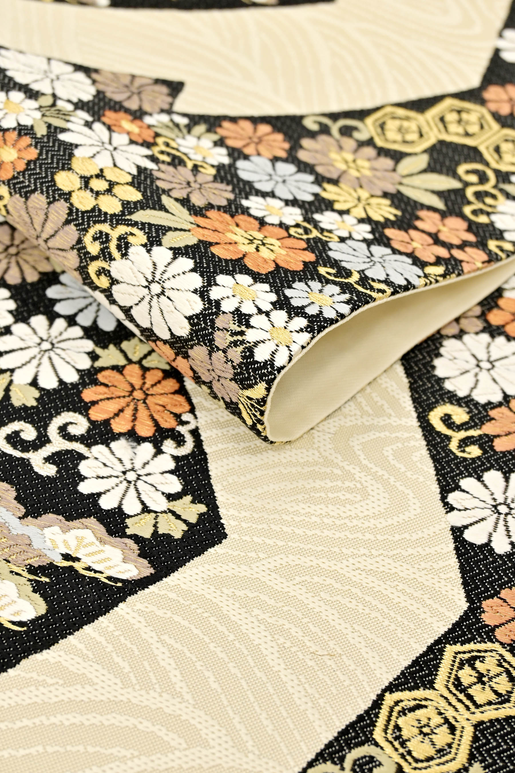 【ふくい】 特選西陣織袋帯 「松菱取吉祥花波文」 気品の溢れる…古典意匠。 お値段以上の良質フォーマル帯！