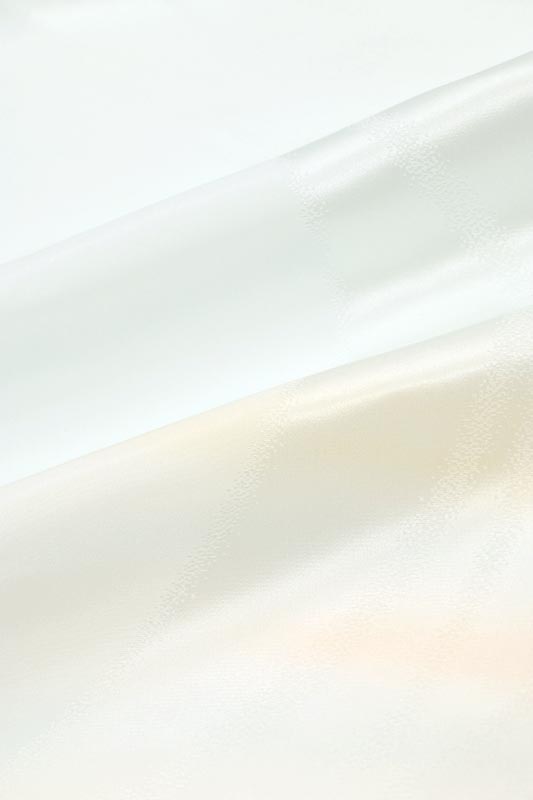 【小松ちりめん】 特選正絹長襦袢 「波・水色」 重宝のお品！ 訪問着から小紋まで、 幅広く御召いただける！ 問屋在庫処分価格にて！