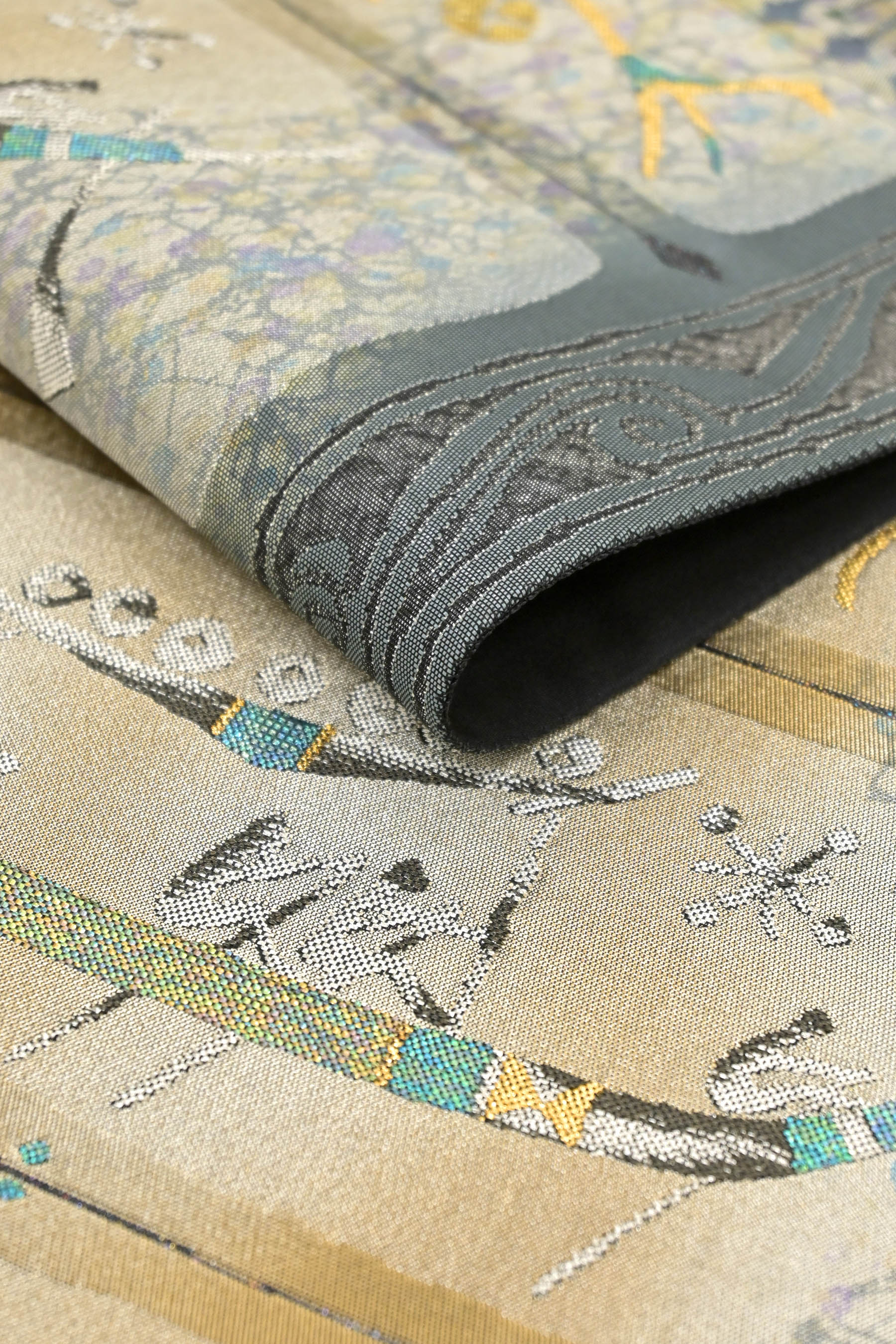 未仕立て品】 西陣織 正絹 六通 袋帯 （西陣織 髙島織物 染色