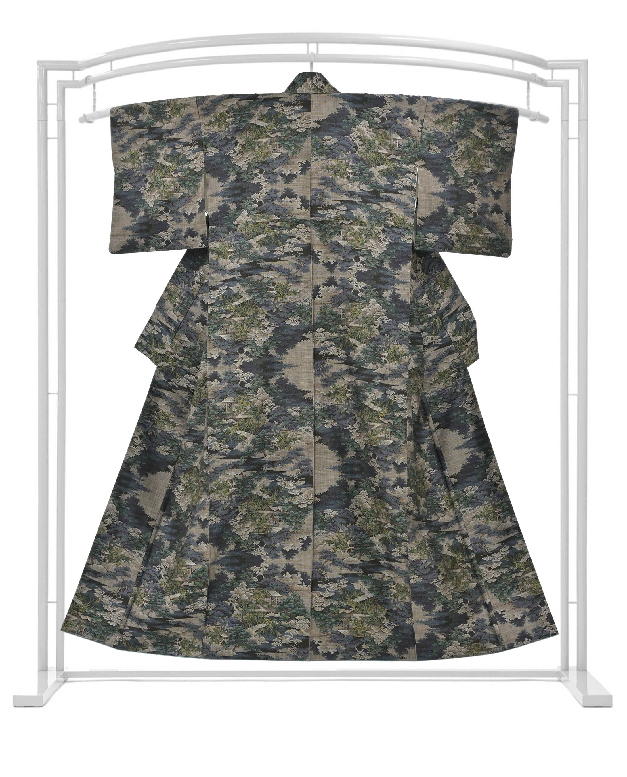 商品詳細 - 【本場大島紬】9マルキカタス式・有色絣・中古美品 京都 