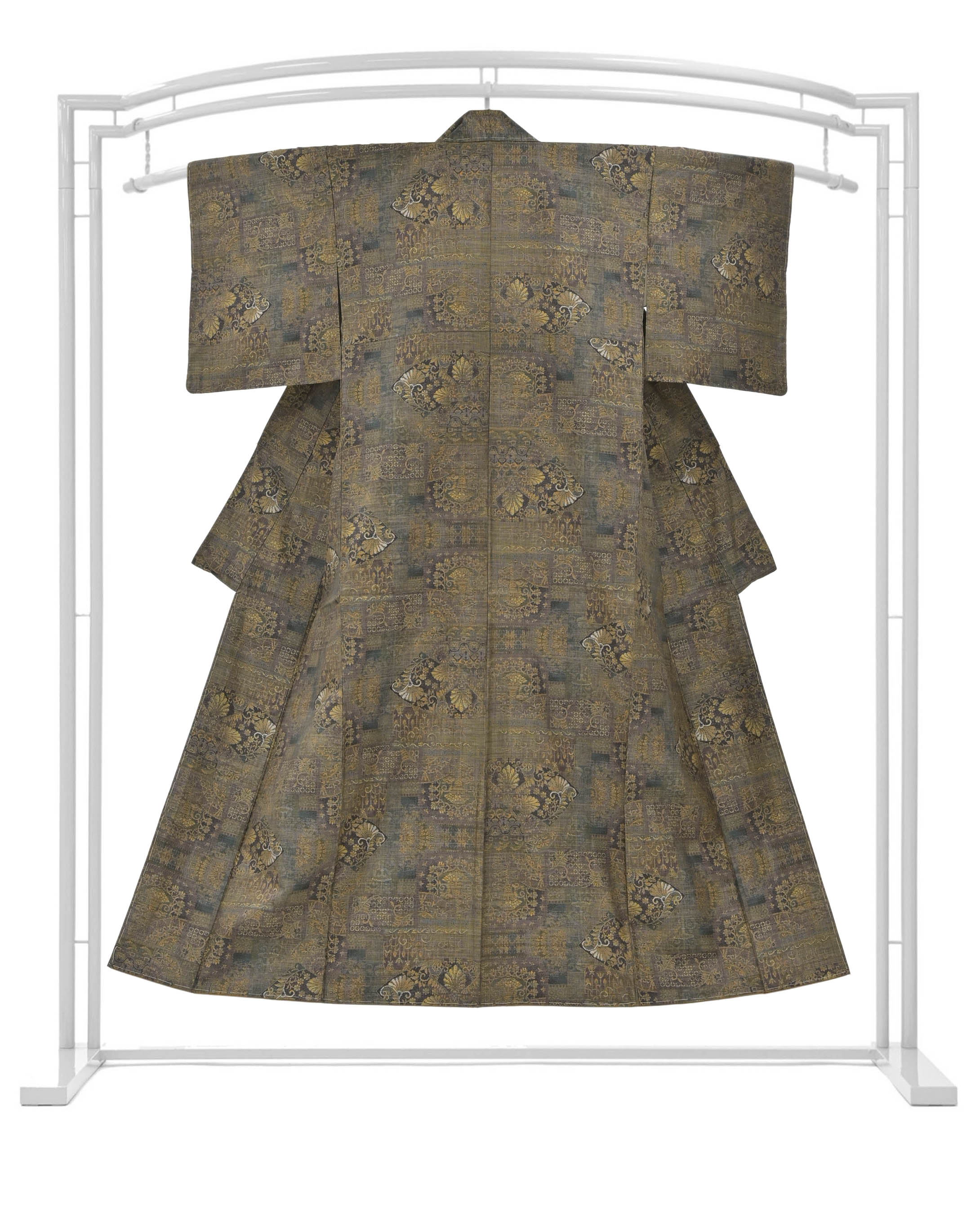 本場泥大島紬】未使用品 7マルキ 霞に抽象模様 アンティーク