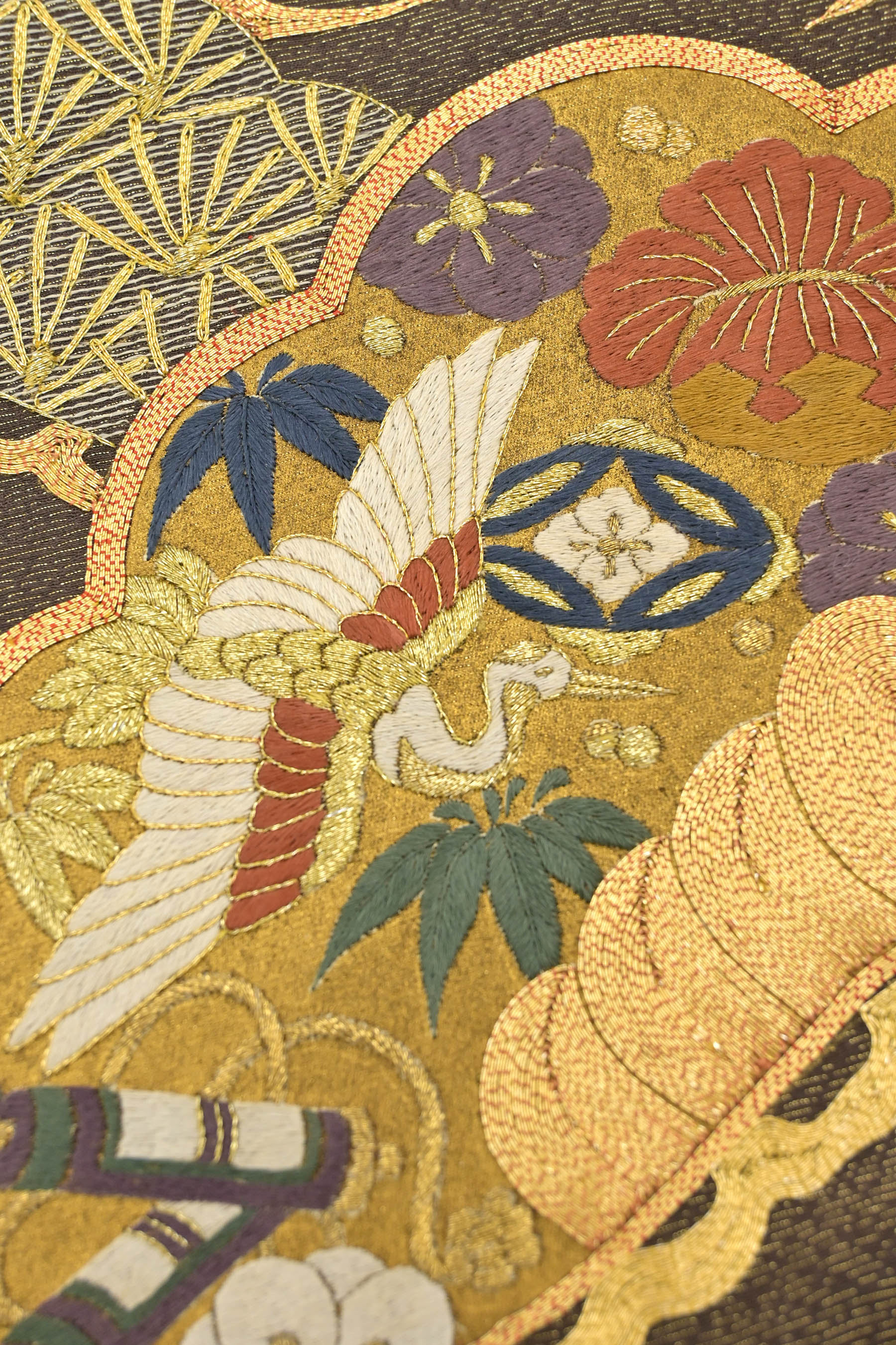 特選工芸総手刺繍訪問着 金通し地 ≪御仕立て上がり・中古美品≫ 「能 