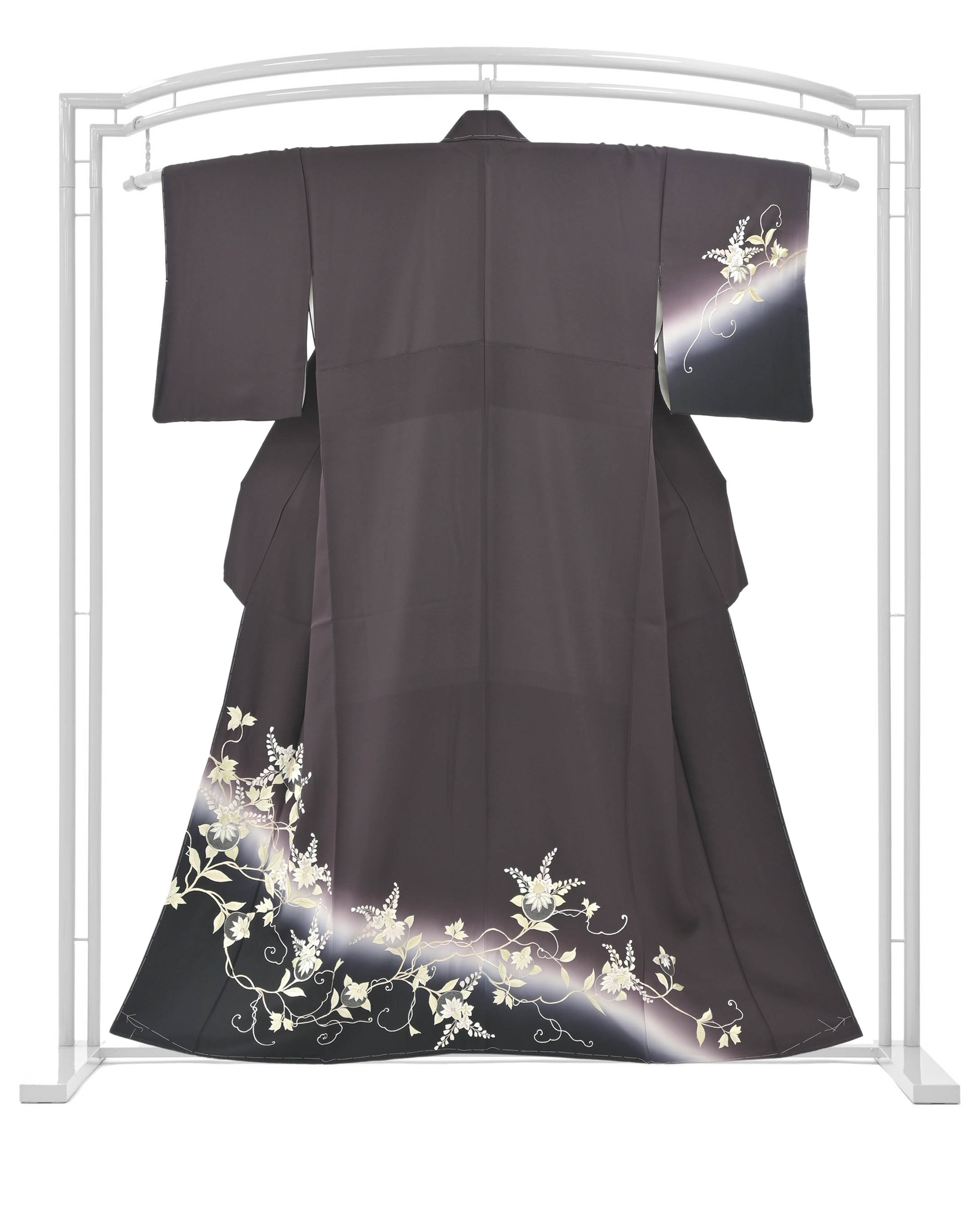 工芸手刺繍訪問着 京染長襦袢セット ≪御仕立て上がり・中古美品≫ 「清祥橘紋・紫鳶」 絹糸の艶感美しく フォーマルシーンに華やぎを 身丈160  裄68.5| 京都きもの市場【日本最大級の着物通販サイト】