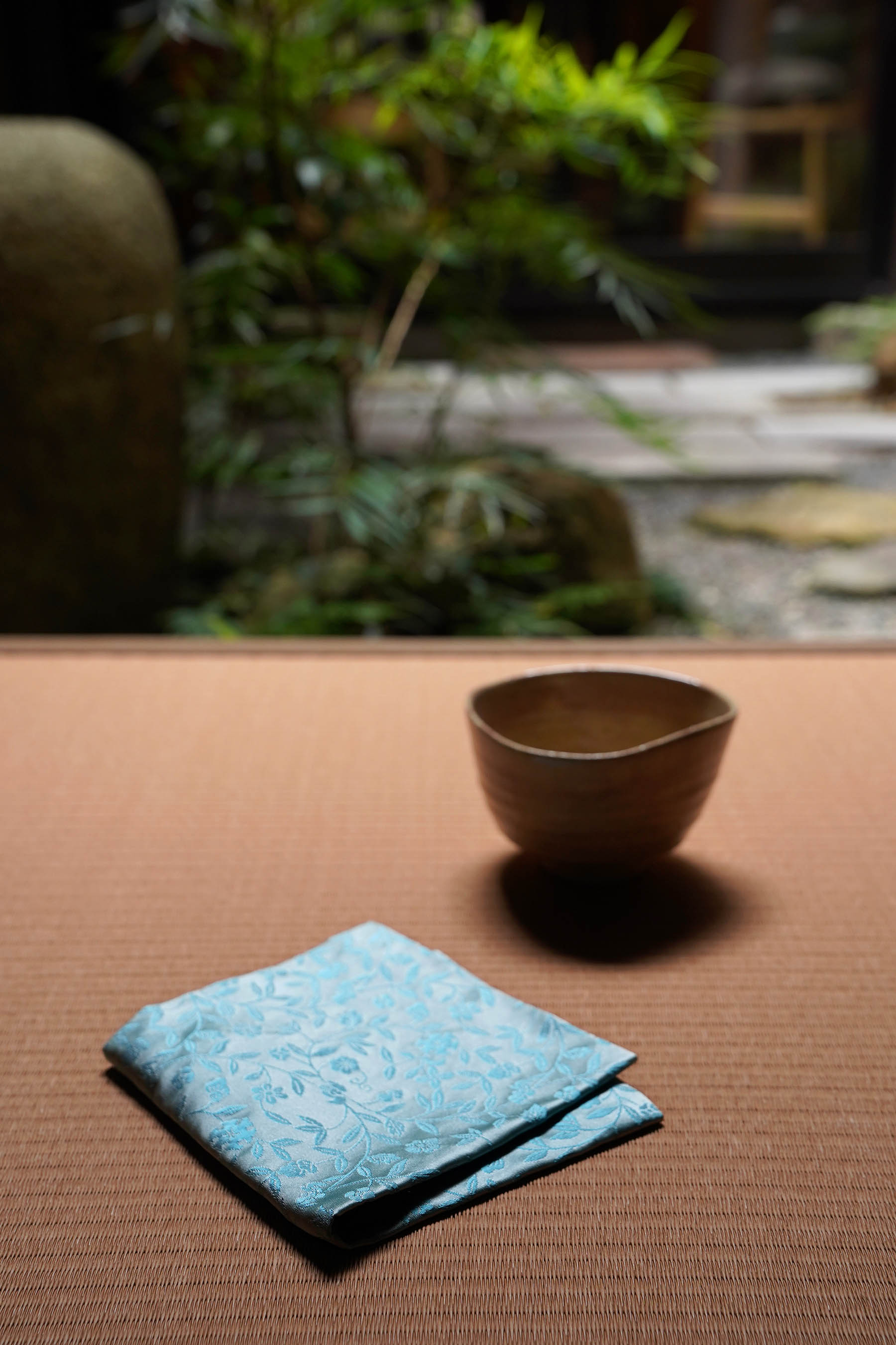 茶器/茶道具 出帛紗】 正絹 唐子段緞子 土田友湖作(千家十職 袋 茶器/茶道具 出帛紗】 正絹 唐子段緞子 土田友湖作(千家十職 袋