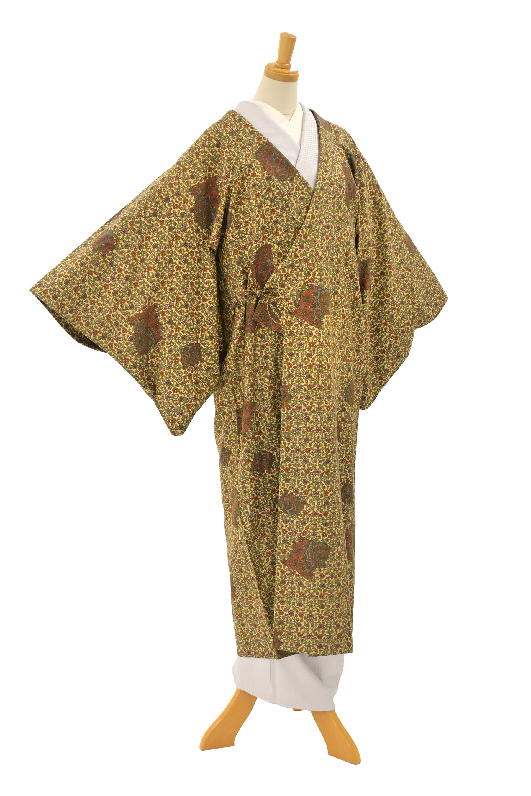御女郎 特撰創作友禅紬 きもの衿コート≪御仕立て上がり・中古美品≫ 「洋唐花陶片文」 季節を先取り！ 大人女性の上質コート！ コート丈104.5 裄64|  京都きもの市場【日本最大級の着物通販サイト】