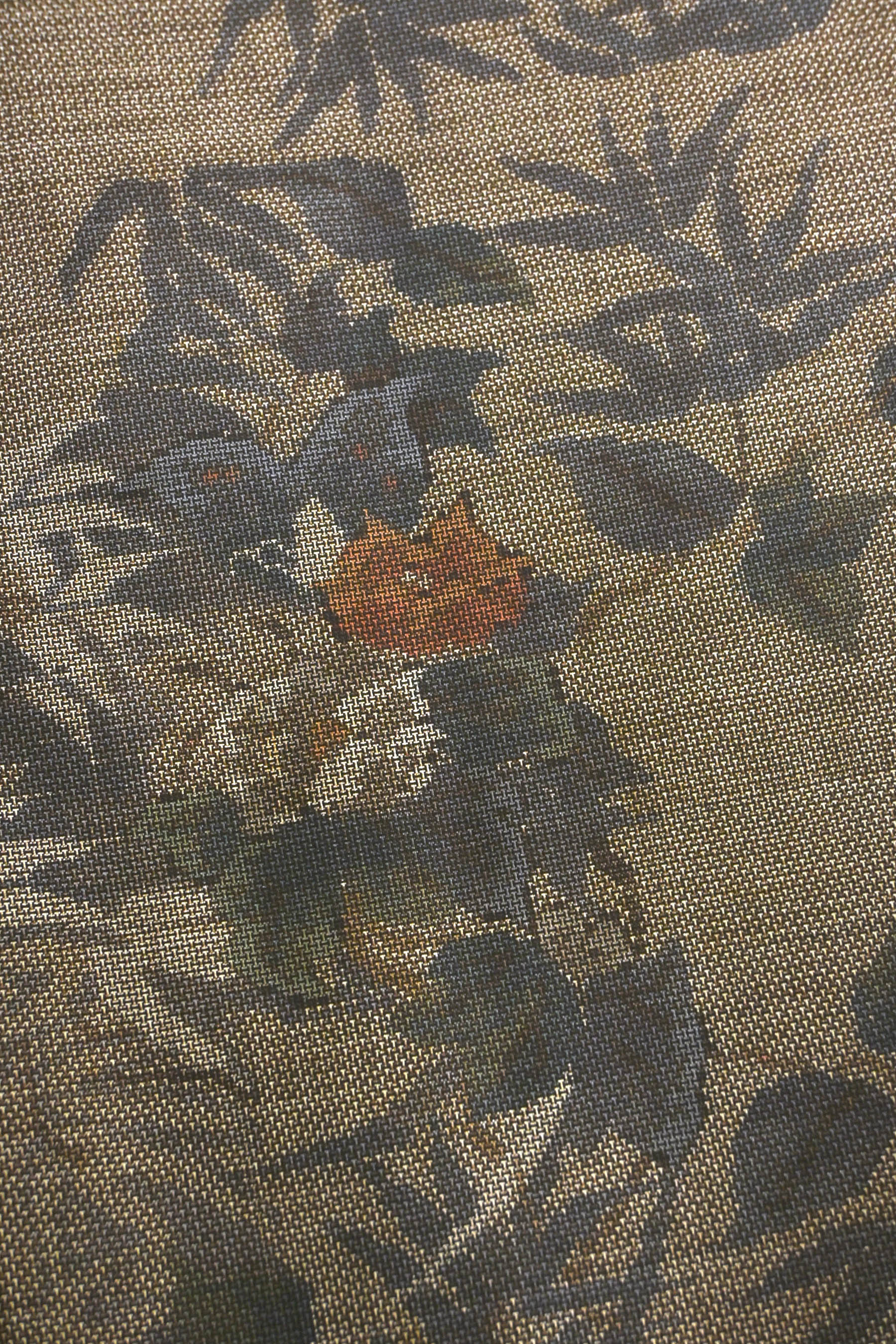 本場大島紬 9マルキ こげ茶 草花 シルエット 裄64 Ｍ～Ｌ 中古 sn969