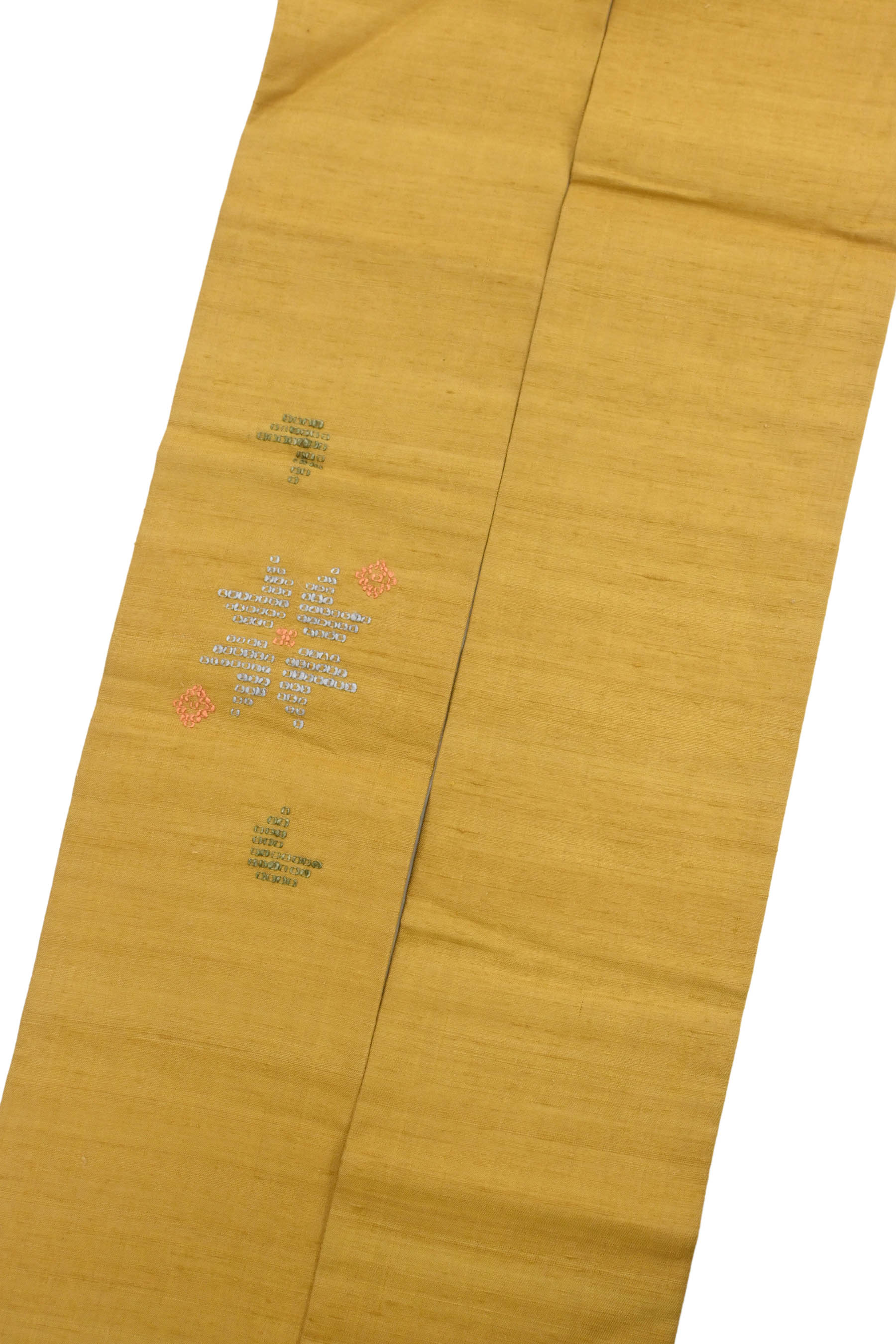穏やかなカジュアルコーデ】 【本場大島紬】 100山亀甲絣 身丈151.5裄62.5 × 特選手花（てぃばな）織九寸名古屋帯  ≪御仕立て上がり・中古美品≫| 京都きもの市場【日本最大級の着物通販サイト】