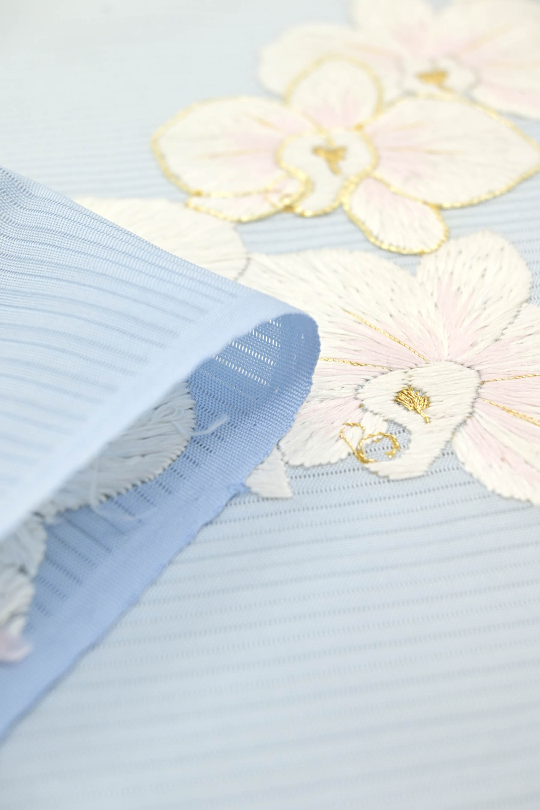 夏着物】 【京の名工房】 特選本手総刺繍絽訪問着 「胡蝶蘭 夏着物】 【京の名工房】 特選本手総刺繍絽訪問着 「胡蝶蘭