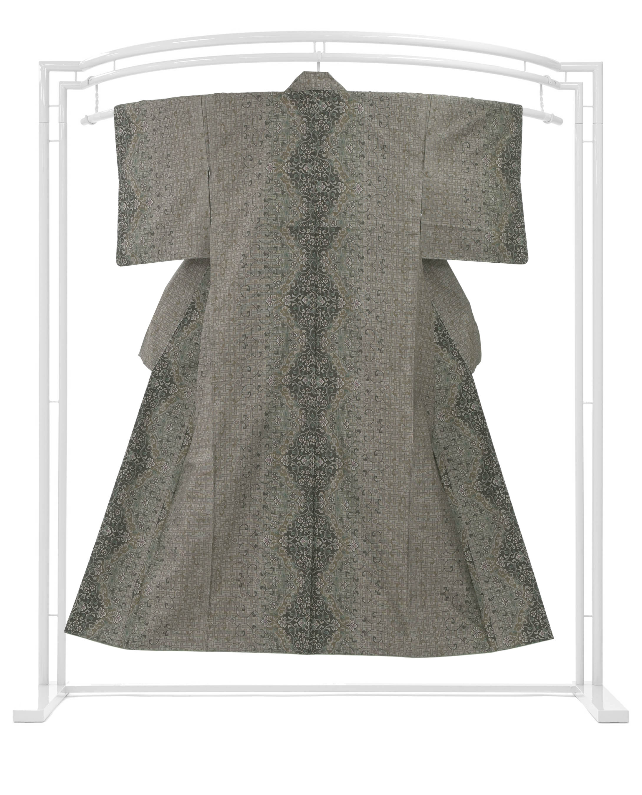 本場大島紬】 9マルキ式カタス・有色絣 ≪御仕立て上がり・中古美品