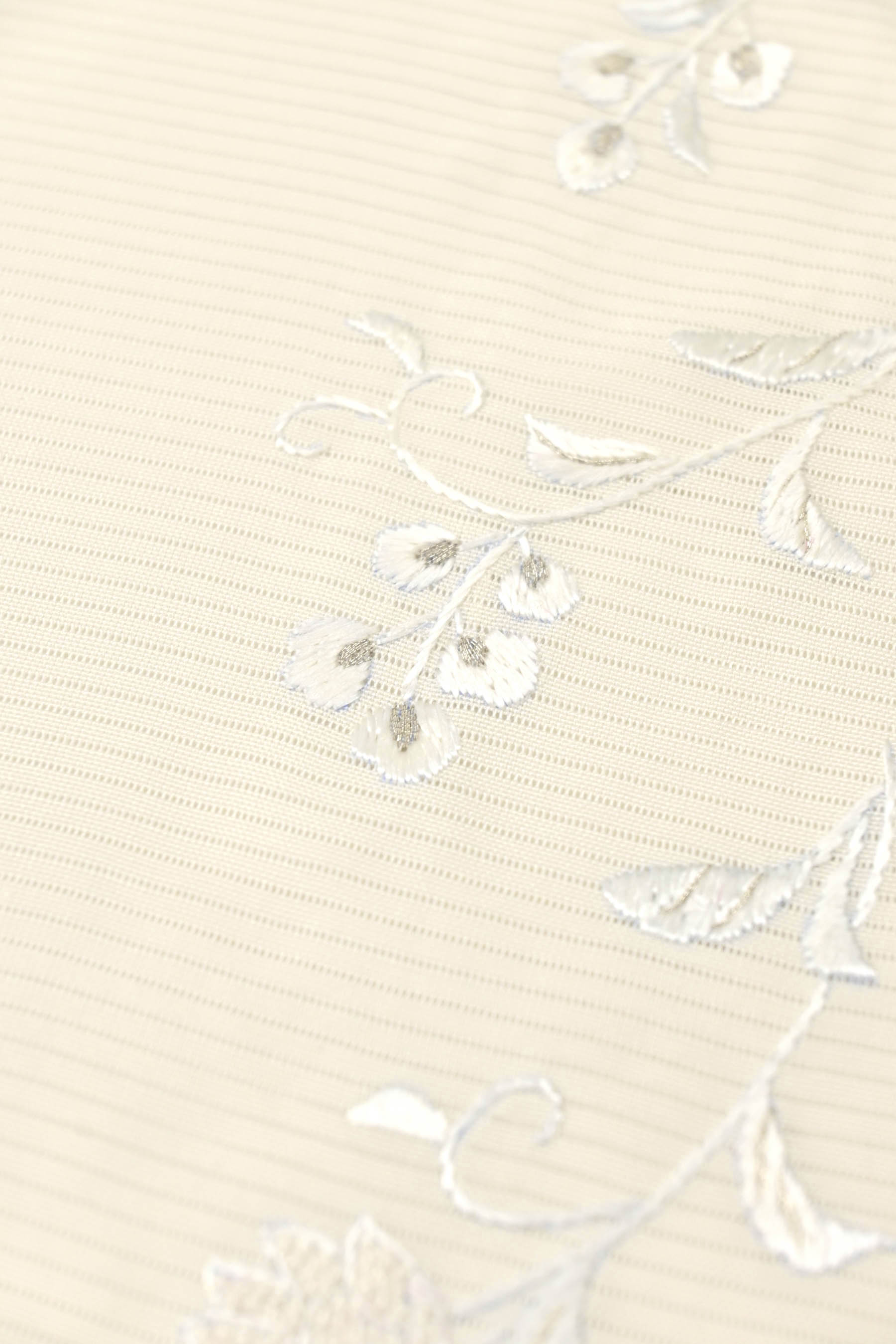 夏物最終クリアランス】 【夏着物】 【京の名工房】 特選総蘇州刺繍絽